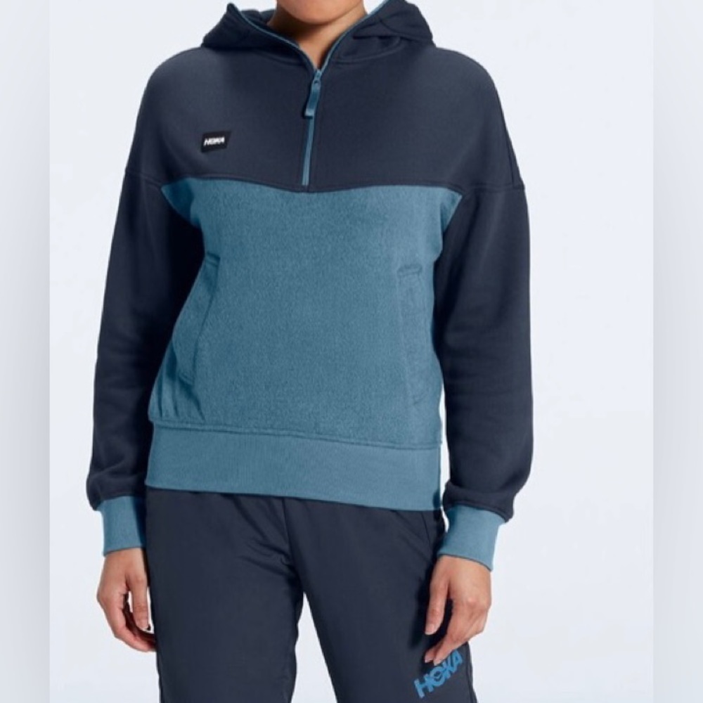Hoka One One 1/4 zip Hoodie size L‎